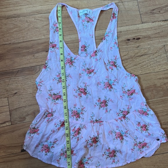 Baby pink Tank, by Abercrombie and Fitch - Picture 6 of 11